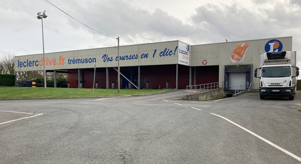 Bâtiment Leclerc Drive à Trémuson, Côtes d'Armor